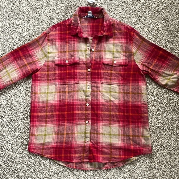 OLD NAVY Oversized Plaid Flannel ShIrt Size Medium NWT - Picture 13 of 14